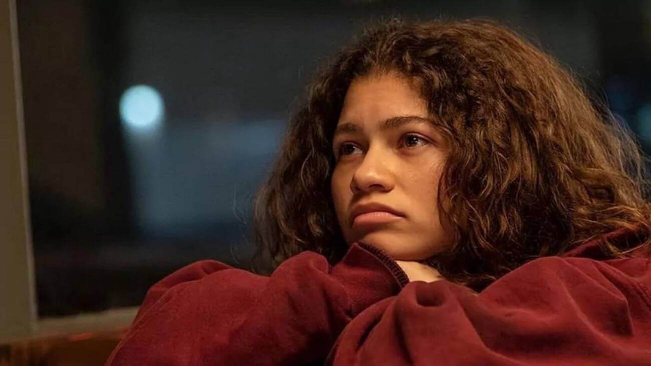 Zendaya como Rue na série Euphoria da MAX