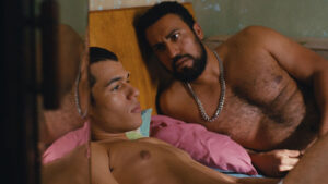 Ricardo Teodoro em cena do elogiado longa-metragem Baby (Crédito: Vitrine Filmes)