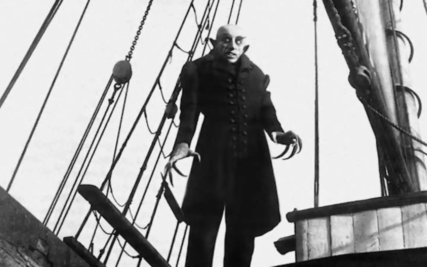 Scene from the movie 'Nosferatu (1922)'.