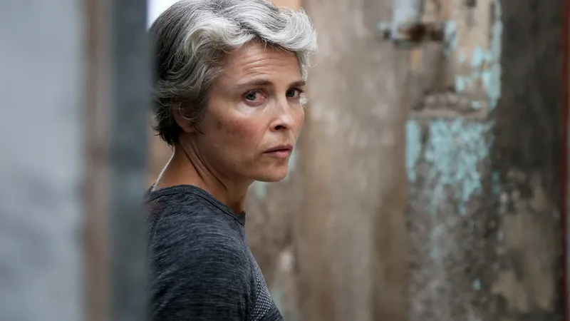 'A Pacificadora' é uma série nórdica estrelada por Irina Björklund (Crédito: Adrenalina Pura+)