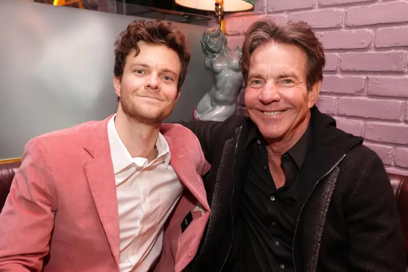 De família: O nepobaby de talento é Jack Quaid, filho de Denis Quaid (A Substância) e Meg Ryan (Cidade dos Anjos) (Créditos: IMDB)