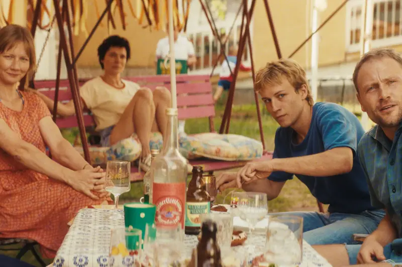 O Grande Golpe do Leste (2024) com Sandra Hüller no elenco
