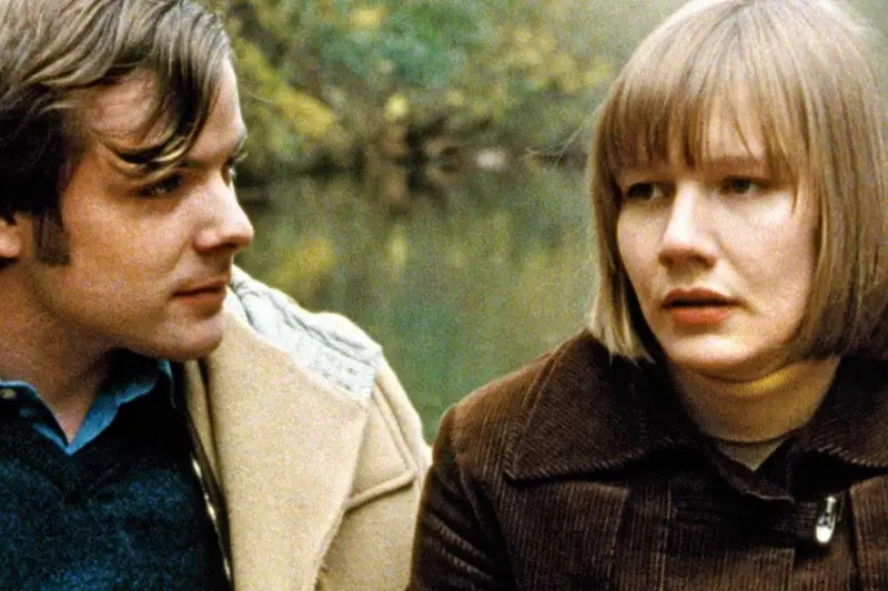 Sandra Hüller recebeu elogios pela sensibilidade em Requiem, drama que marcou sua carreira. (Créditos: IMDB)