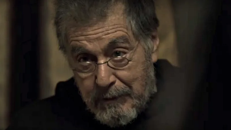Nem mesmo Al Pacino como padre consegue salvar 'O Ritual' (Crédito: Paris Filmes)
