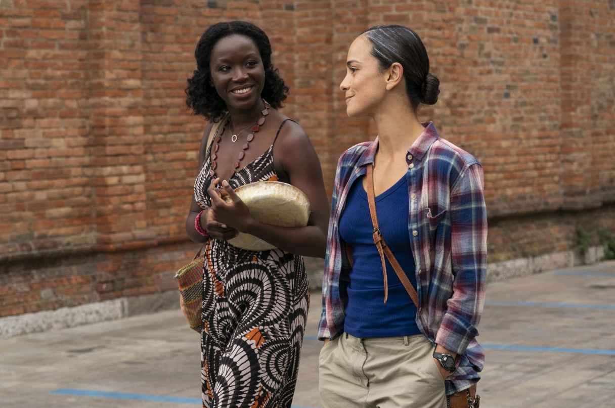 Alice Braga na série da HBO Max, We Are Who We Are, de Luca Guadagnino. (Crédito: IMDB)