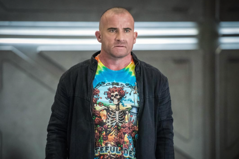 Dominic Purcell caracterizado como Mick Rory em Legends of Tomorrow