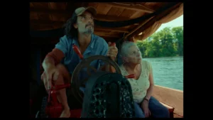 Rodrigo Santoro como Cadu e Denise Weinberg como Tereza, em jornada de descoberta e resistência pelos rios da Amazônia em 'O Último Azul'