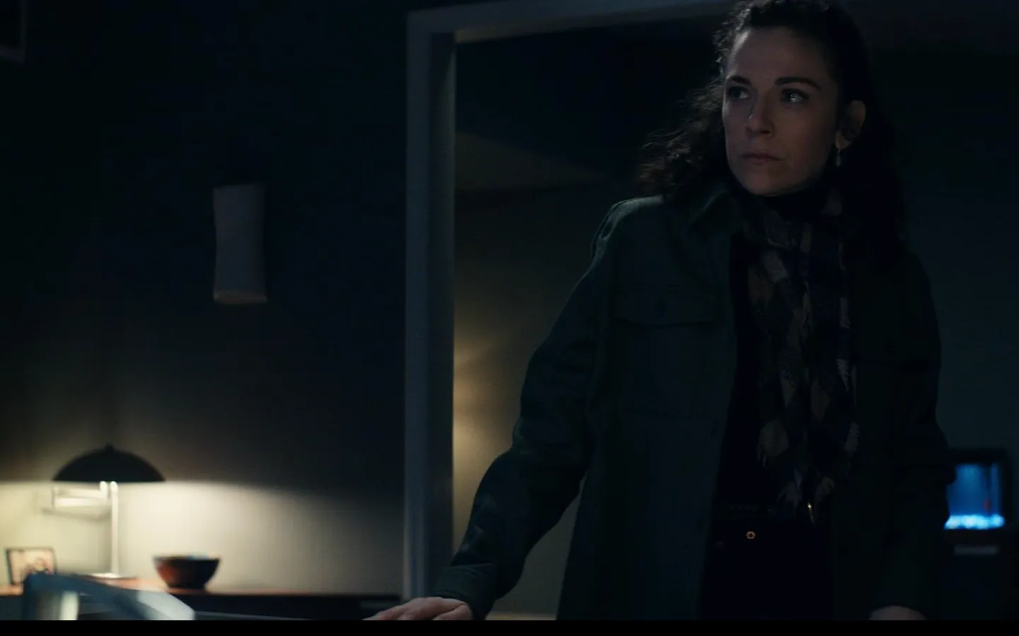 Jen Tullock interpretada  Devon Hale na série 'Ruptura' ('Severance'). (Crédito: IMDB)