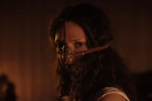 Crítica: 'A Meia-Irmã Feia' e a tortura da beleza