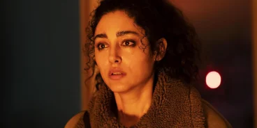 Golshifteh Farahani em cena de Hood Witch (Roqya, 2023), de Saïd Belktibia. Assista Hood Witch online nos streamings. (Créditos: IMDB)