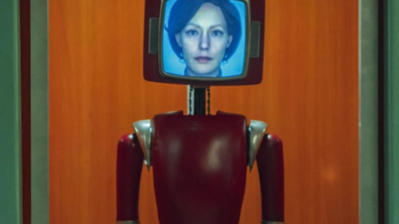 O passado retorna na voz da máquina em Cassandra (2025), minissérie alemã de suspense (Créditos: IMDB)