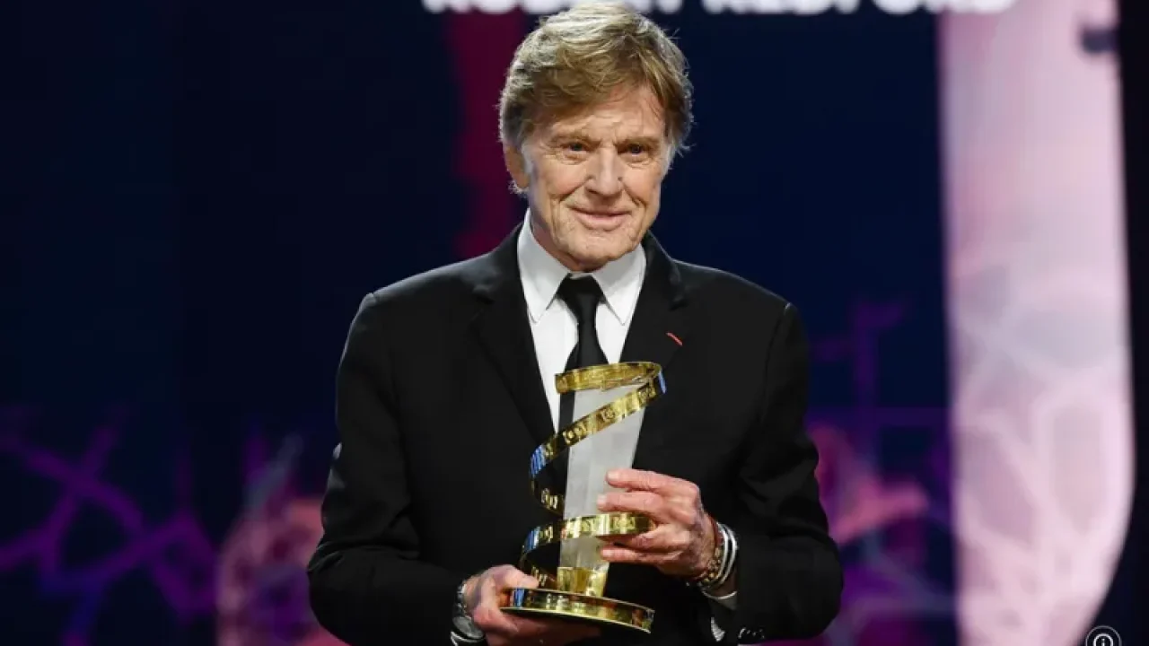 Robert Redford, ator, diretor e fundador do Festival de Sundance, em homenagem recebida pelos anos de carreira (Créditos: IMDB)